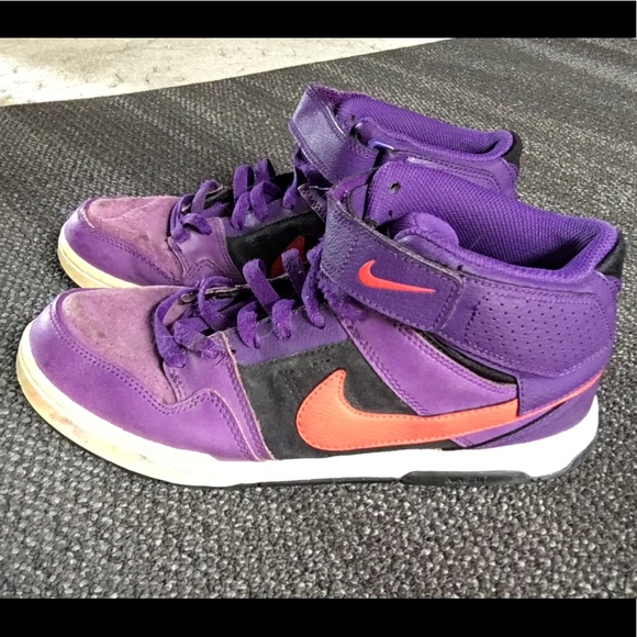 Nike mogo mid 2 shoes - Picture 2 of 2